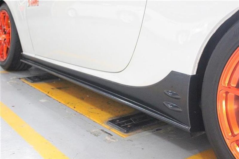 Side skirts Toyota GT86