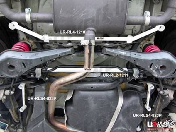 Audi TT 8J 06+ UltraRacing 4-Point Rear Member Brace