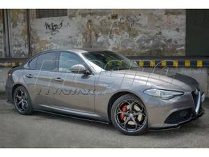 Hovedbilde Alfa Romeo Giulia MX Side Skirt Extensions